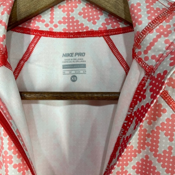 Nike Pro Dri Fit Qtr Zip Pullover, peach ombre’ - Picture 14 of 15